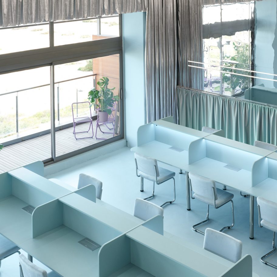 Cabinette co-working space in Valencia designed by Masquespacio