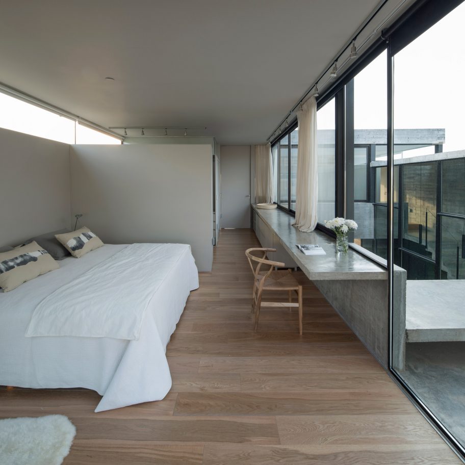 Casa Castanos by Ekaterina Kunzel and Maria Belen Garcia Bottazzini