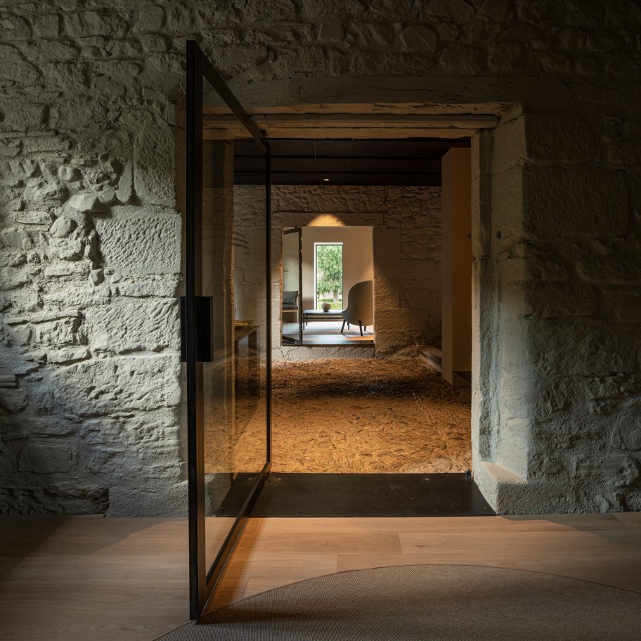 Casa Grande Hotel in La Rioja designed by Francesc Rife