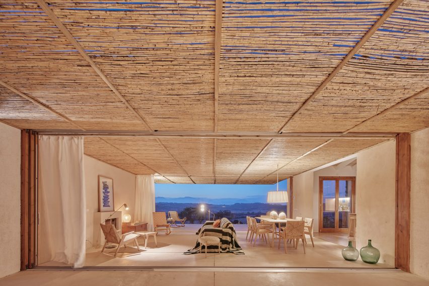 Casa Palerm by Ohlab