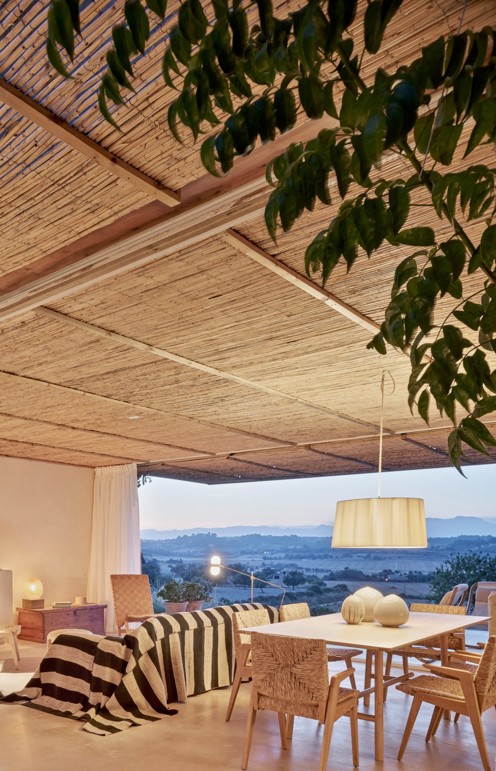 Casa Palerm by Ohlab