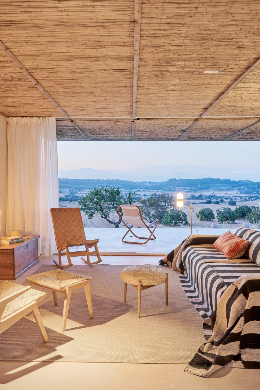 Casa Palerm by Ohlab