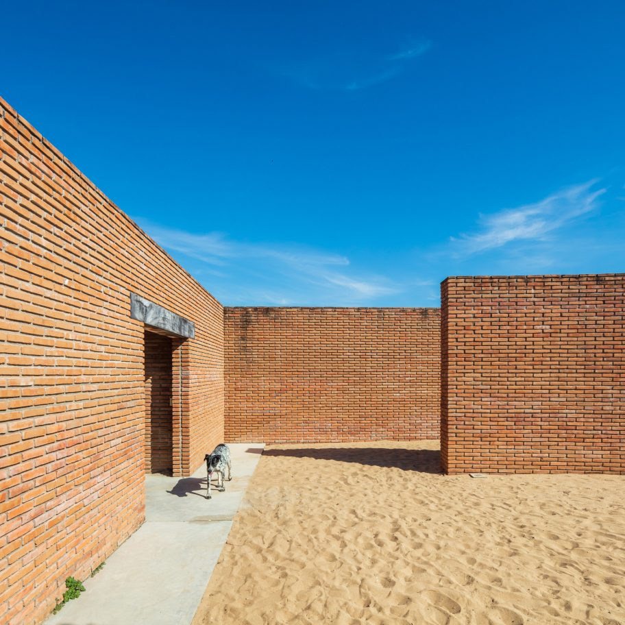 Casa Wabi ceramics pavilion by Alvaro Siza