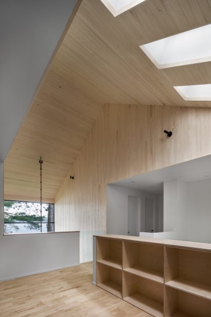 Chalet Lakeside by Atelier Schwimmer