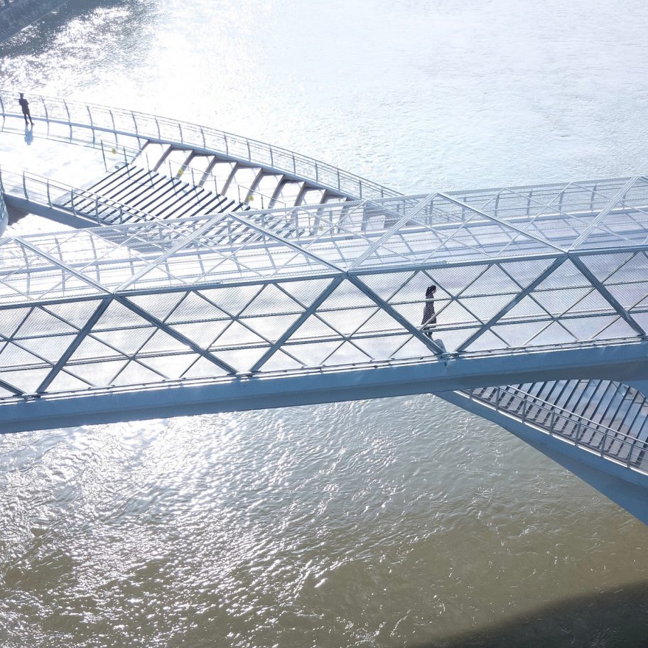 Wuchazi Bridge in Chengdu by architects Tom Wünschmann, Achim Kaufer, Wei Cai and Philipp Buschmeyer and Chinese design institutes SADI and JDTM