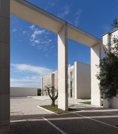 Church and community centre in Castel di Lama by Studio Contini