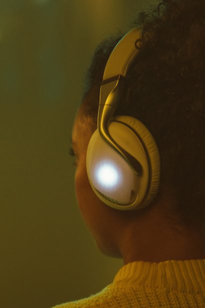 Iris flow headphones