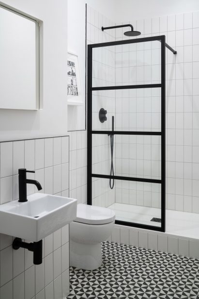 Edinburgh apartment by Luke and Joanne McClelland