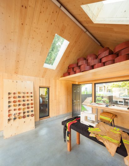 Eton Accessory building by Motiv Architects