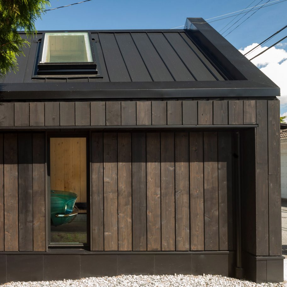 Eton Accessory building by Motiv Architects