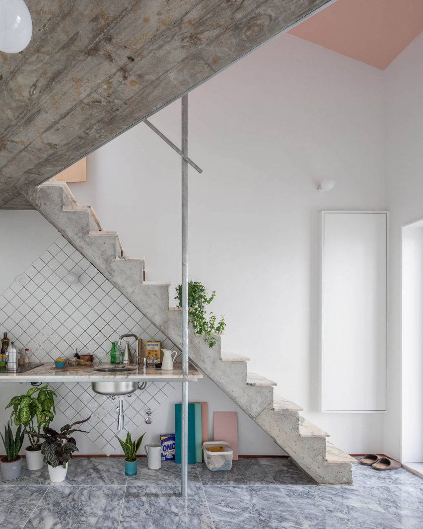 Porto micro-homes by Fala Atelier 