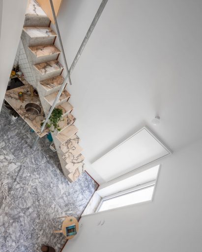 Porto micro-homes by Fala Atelier 