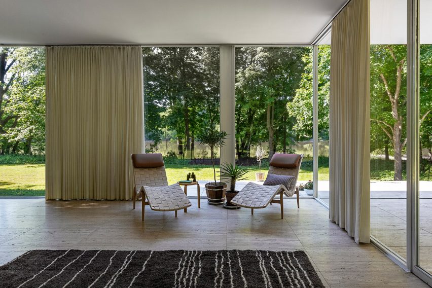 Edith Farnsworth’s Country House