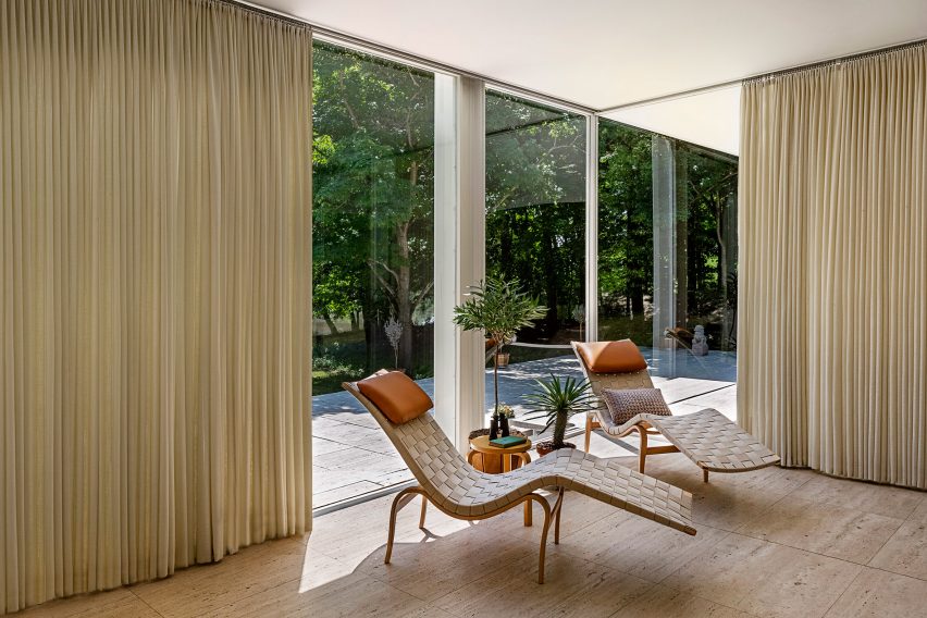 Edith Farnsworth’s Country House