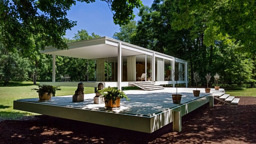 Edith Farnsworth’s Country House
