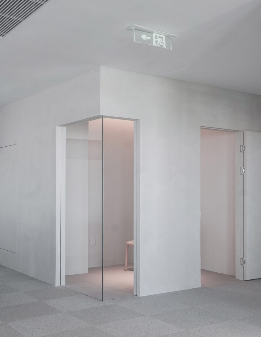 Fnji office in Beijing designed by Tra & Xi Studio