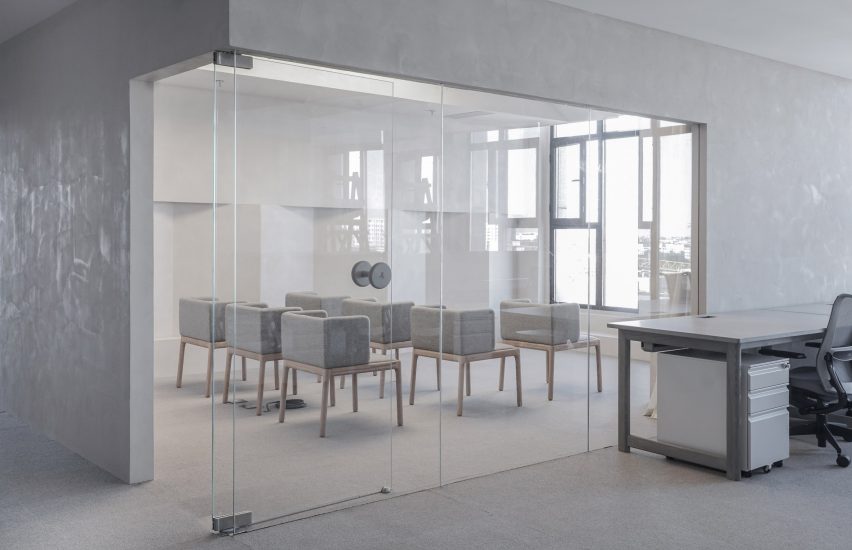 Fnji office in Beijing designed by Tra & Xi Studio