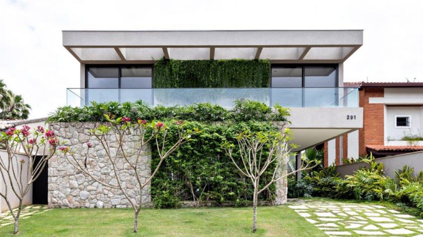 House NK by Rua 141 and Zalc Arquitetura