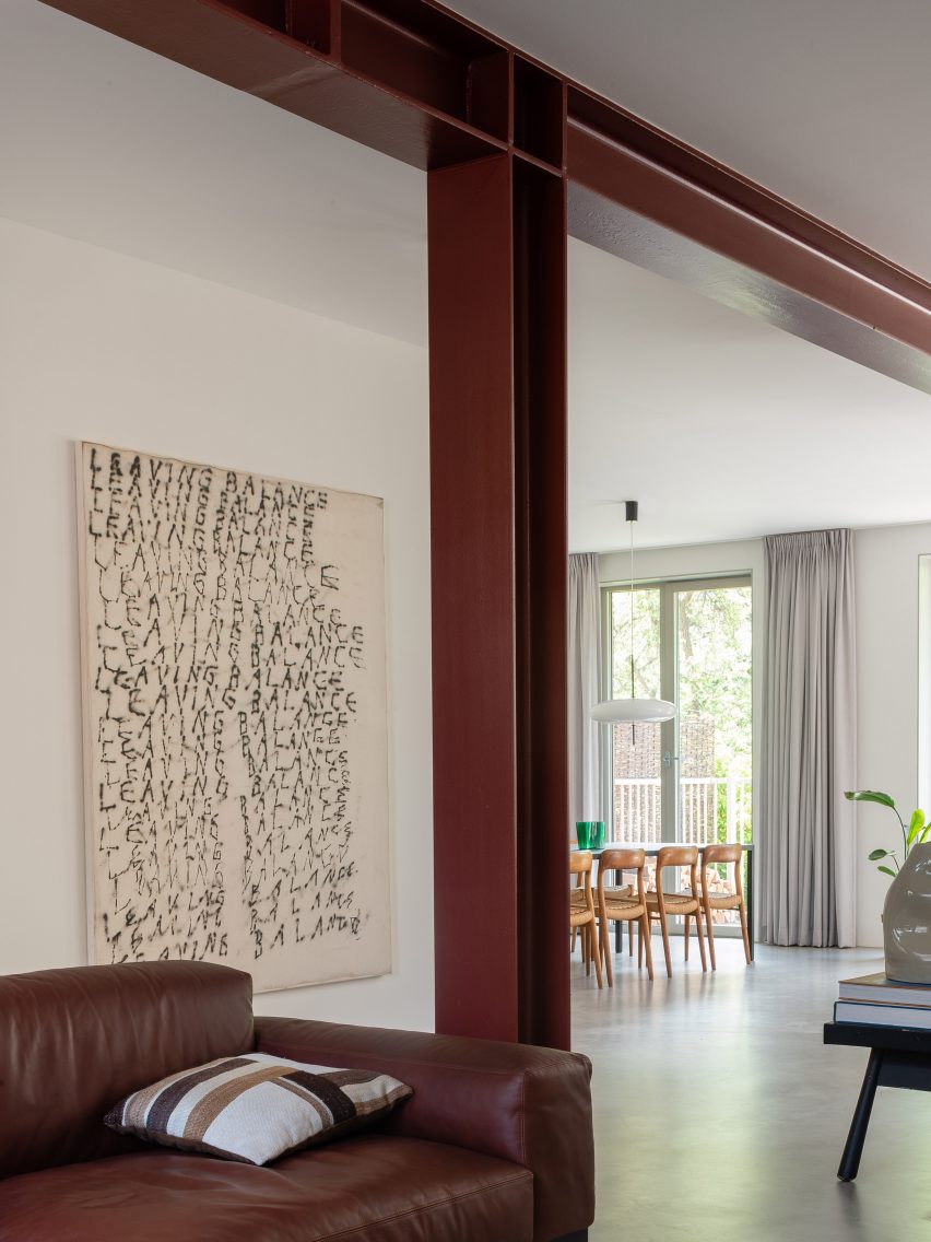 House with Four Columns in Amsterdam designed by Unknown Architects