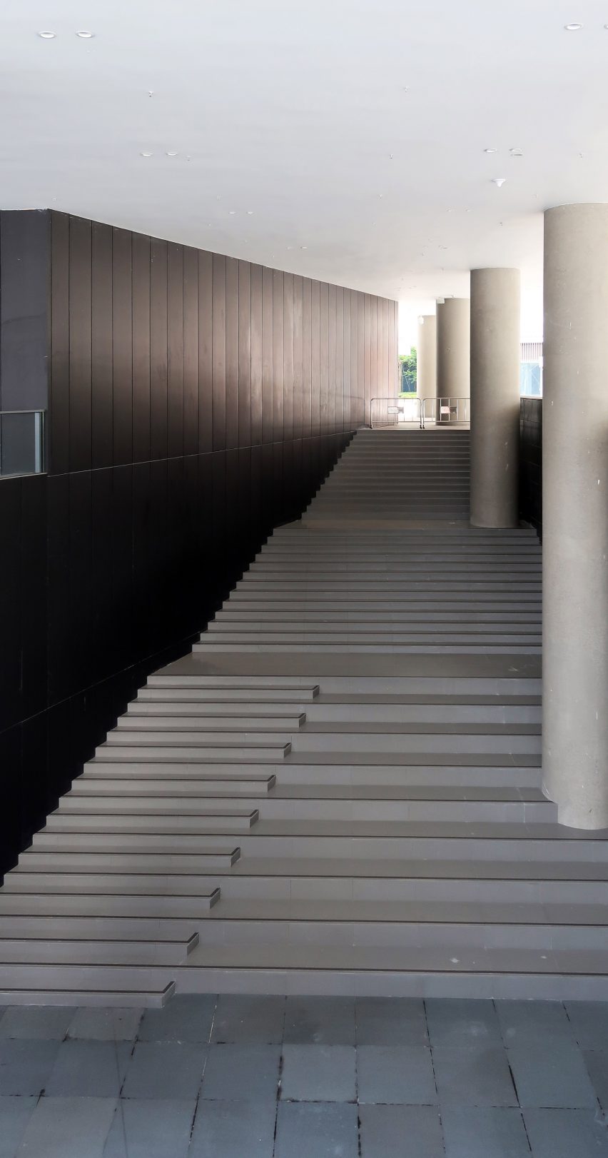 iADC Design Museum in Shenzhen's Bao'an district by Rocco Design Architects 