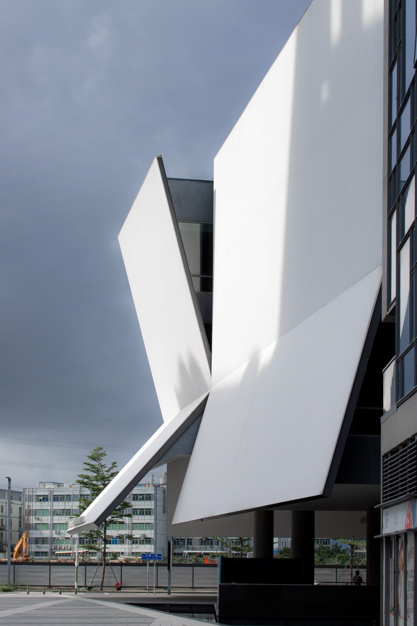 iADC Design Museum in Shenzhen's Bao'an district by Rocco Design Architects 