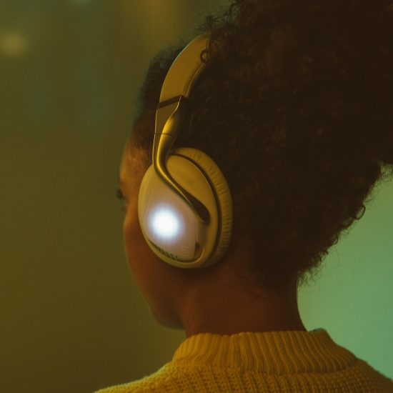 IRIS Flow Headphones