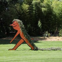 Jean Jullien creates line-drawn sculptures for Nantes’ Le Jardin des Plantes