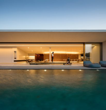 JY House by Studio Arthur Casas