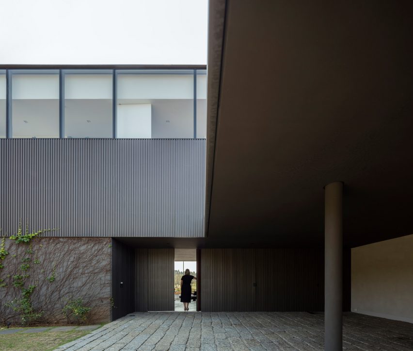 JY House by Studio Arthur Casas