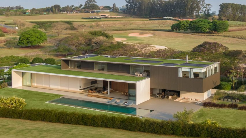 JY House by Studio Arthur Casas