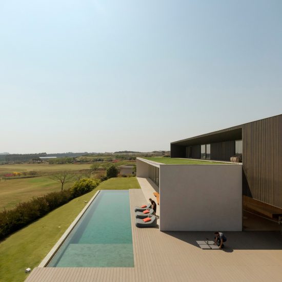JY House by Studio Arthur Casas