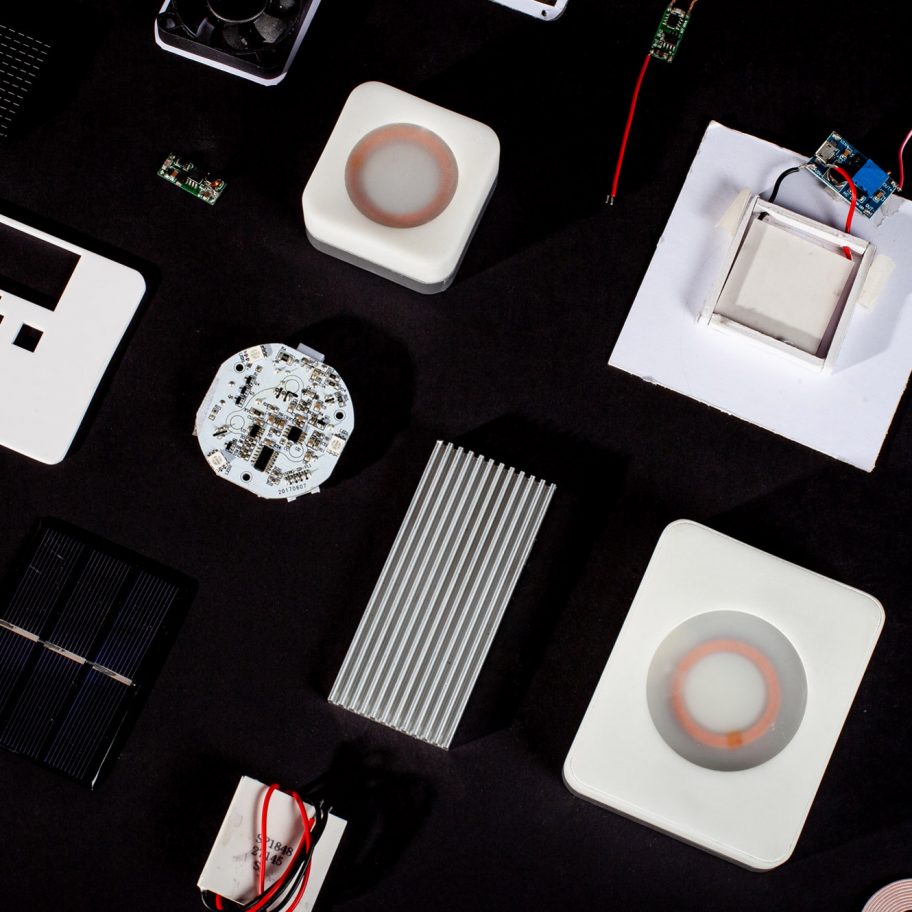 Lilin Jiao models Nect wireless charger on "parasitic relationships"
