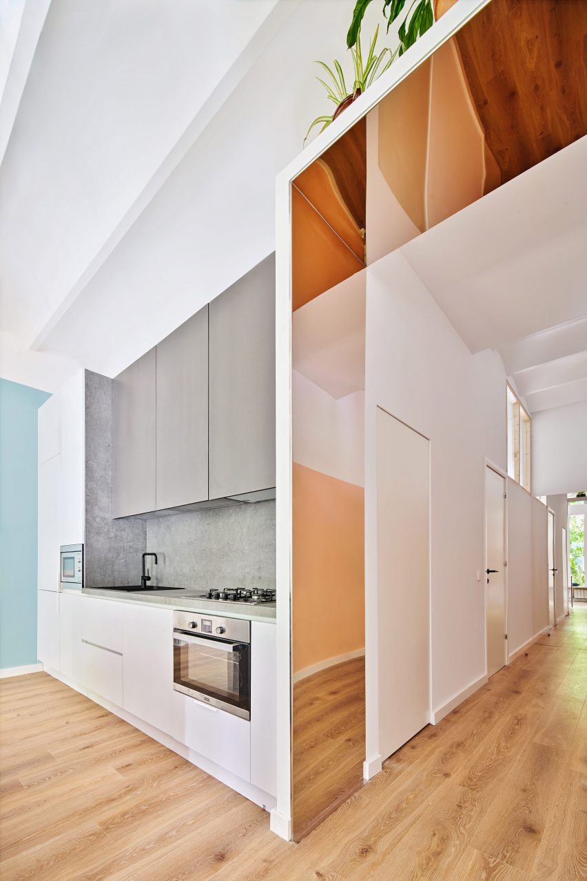 The Magic Box Apartment Raúl Sánchez Architects
