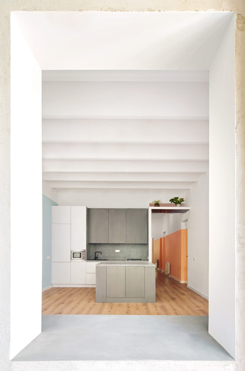 The Magic Box Apartment Raúl Sánchez Architects