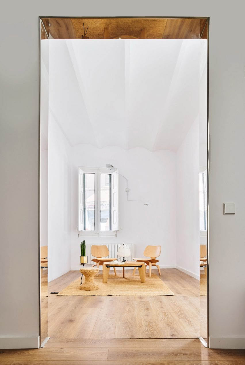 The Magic Box Apartment Raúl Sánchez Architects