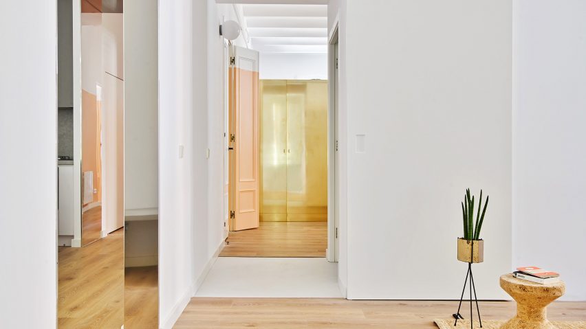 The Magic Box Apartment Raúl Sánchez Architects
