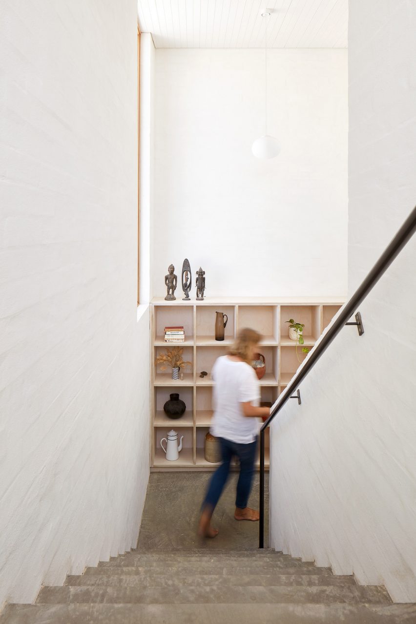 Marine house extension designed by David Barr Architects