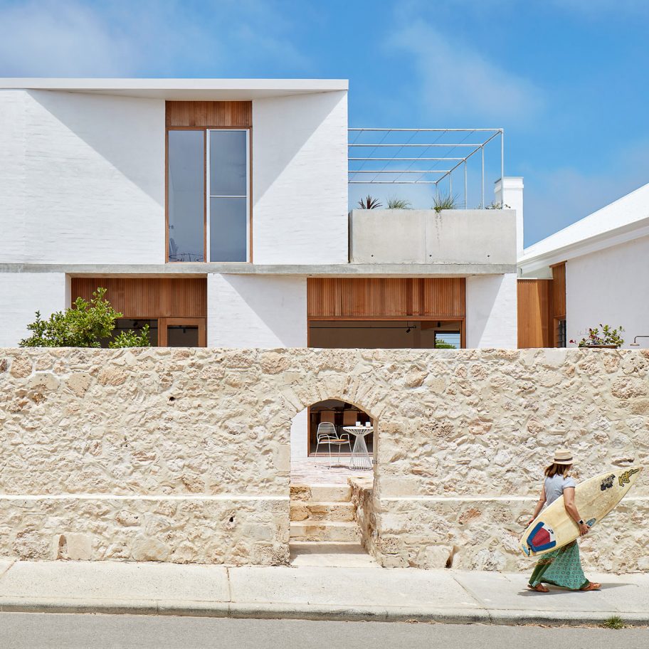Marine house extension designed by David Barr Architects