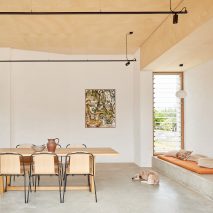 Marine house extension designed by David Barr Architects