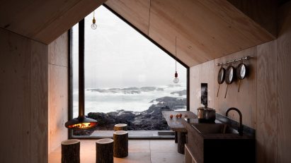 Mountain Refuge by Massimo Gnocchi and Paolo Danesi