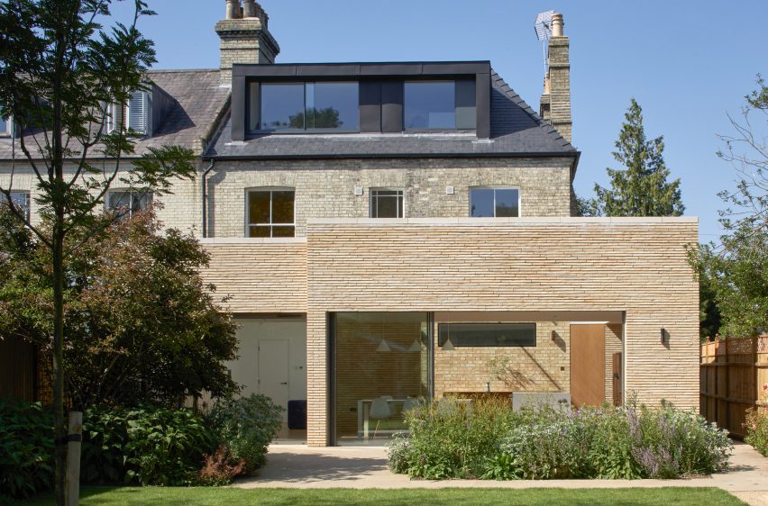House and sauna in Cambridge by Neil Dusheiko Architects