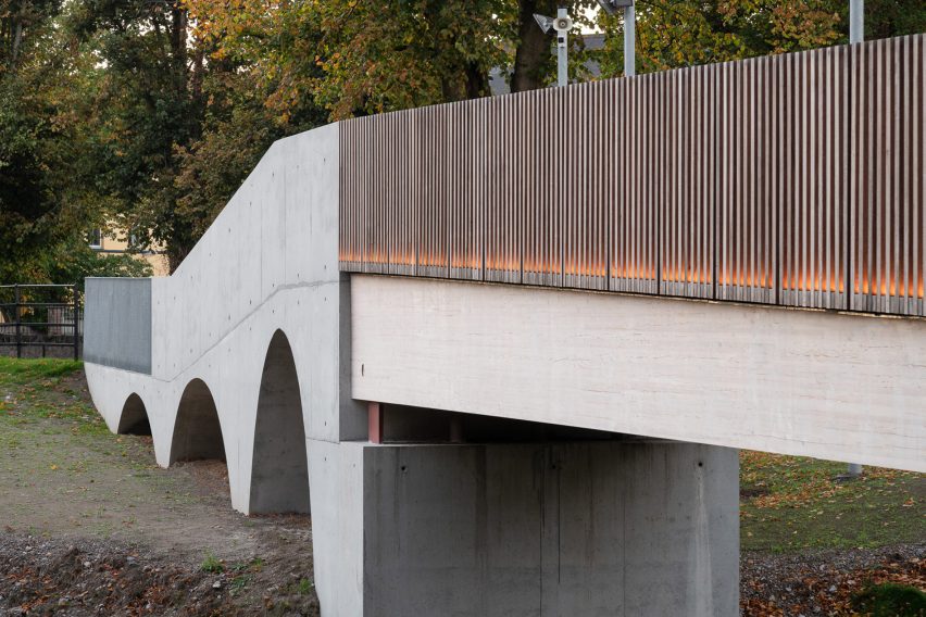 Cavanagh Bridge at University College Cork by O'Donnell + Tuomey
