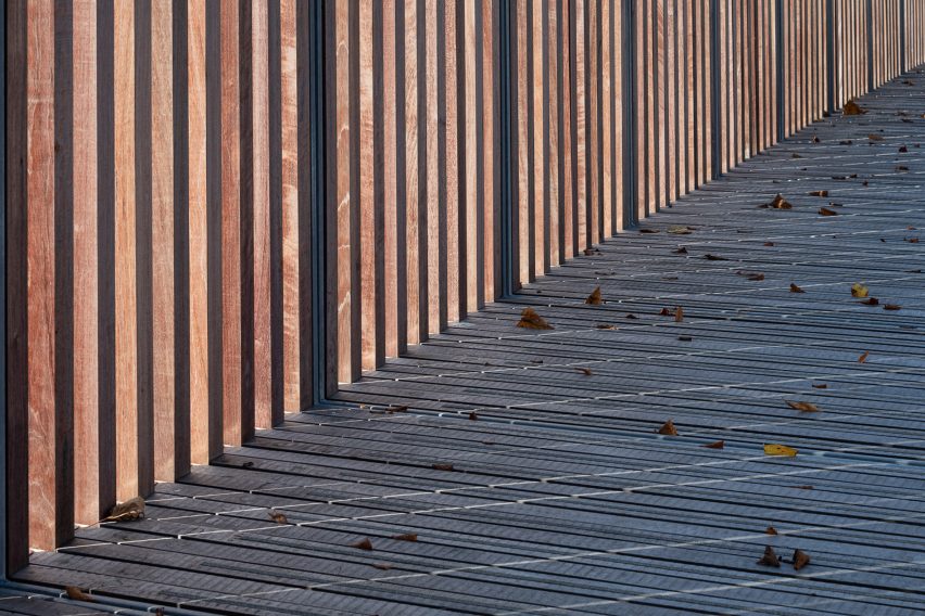 Cavanagh Bridge at University College Cork by O'Donnell + Tuomey