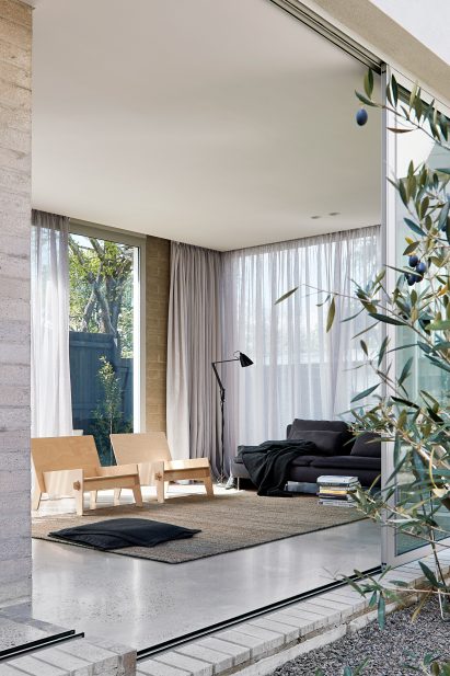 Ruxton Rise Residence in Melbourne designed by Studio Four