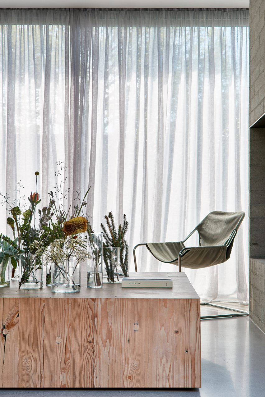 Ruxton Rise Residence in Melbourne designed by Studio Four