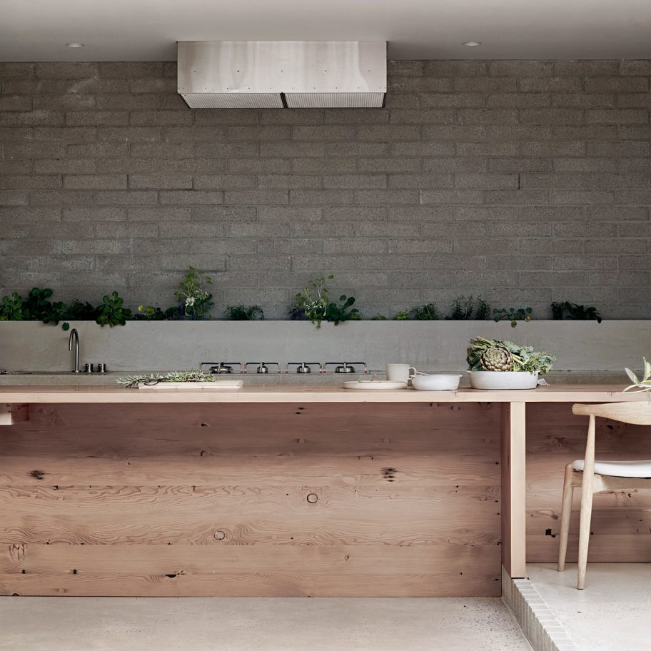 Ruxton Rise Residence in Melbourne designed by Studio Four