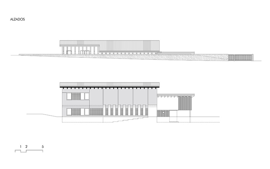 Santiagomendi House by Pauzarq Architects