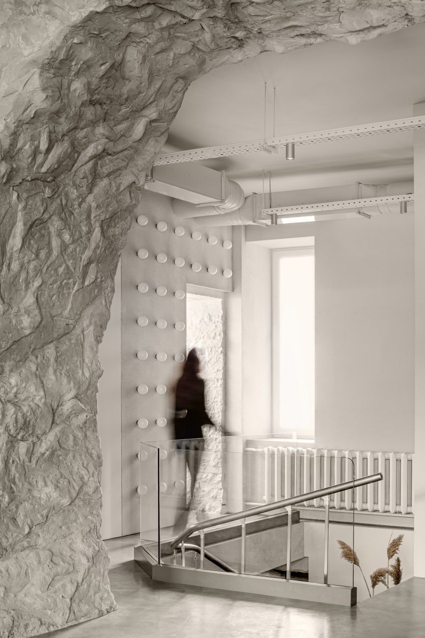 Say No Mo salon in Kyiv designed by Balbek Bureau