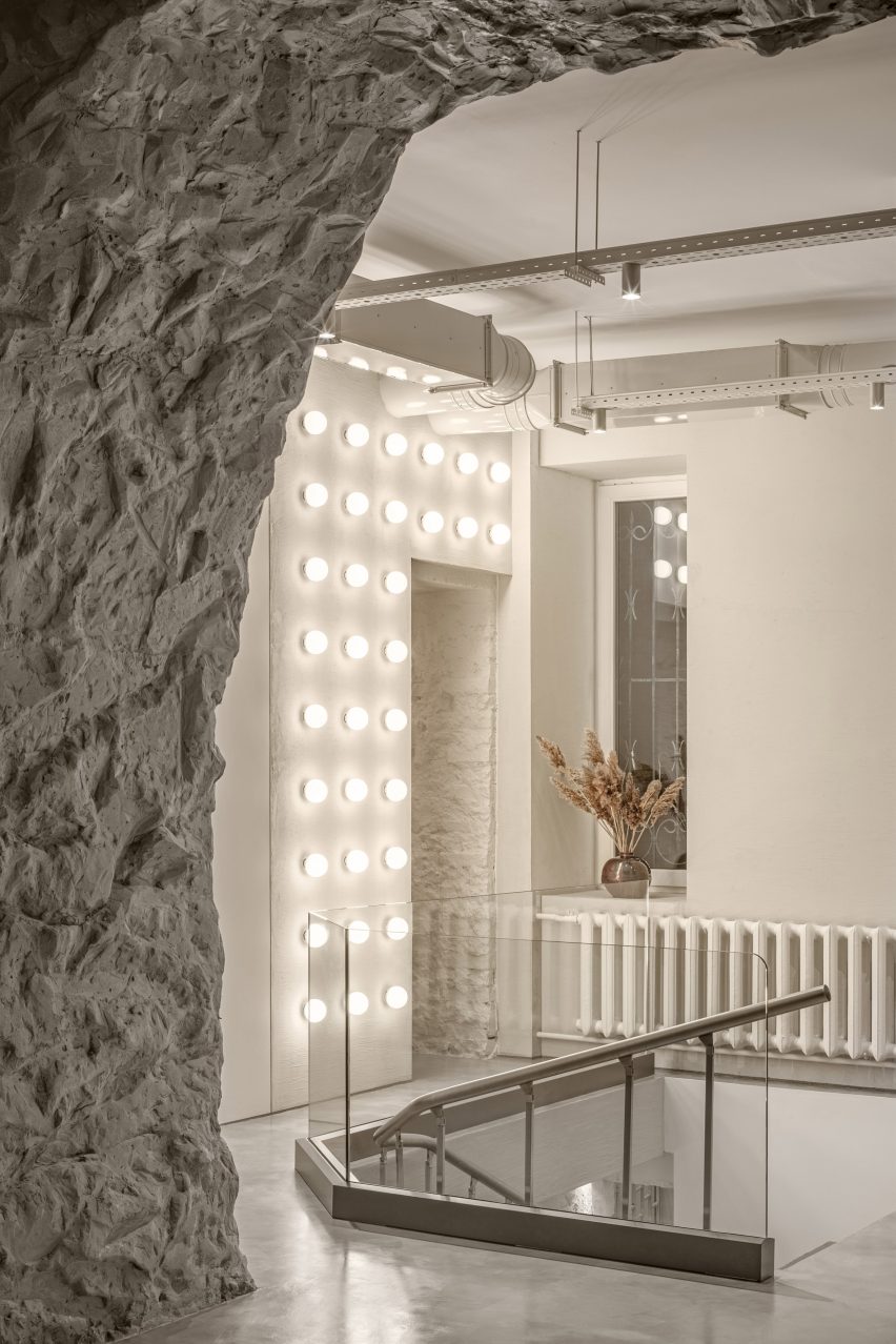 Say No Mo salon in Kyiv designed by Balbek Bureau