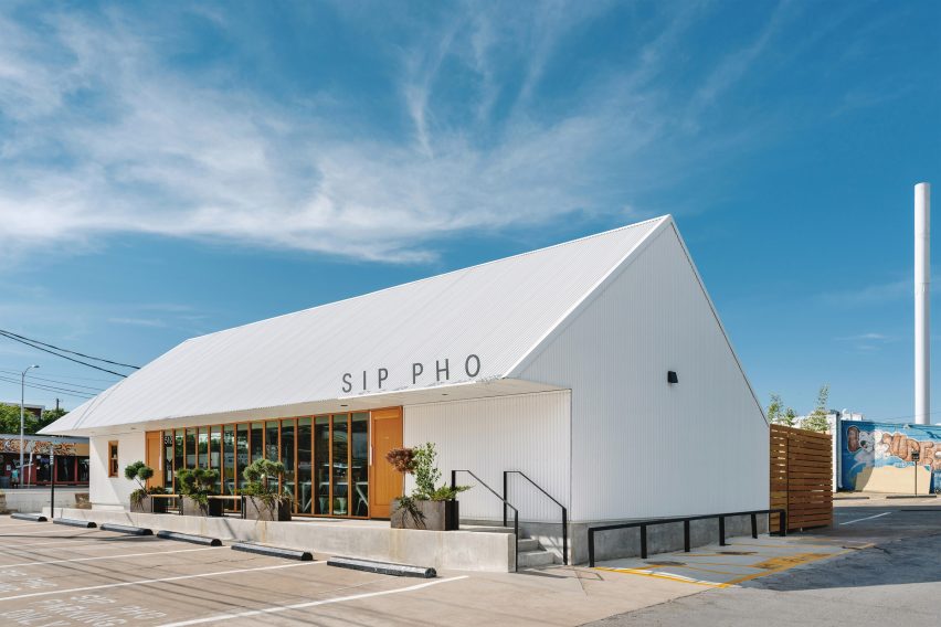 Sip Pho by Magic Architecture